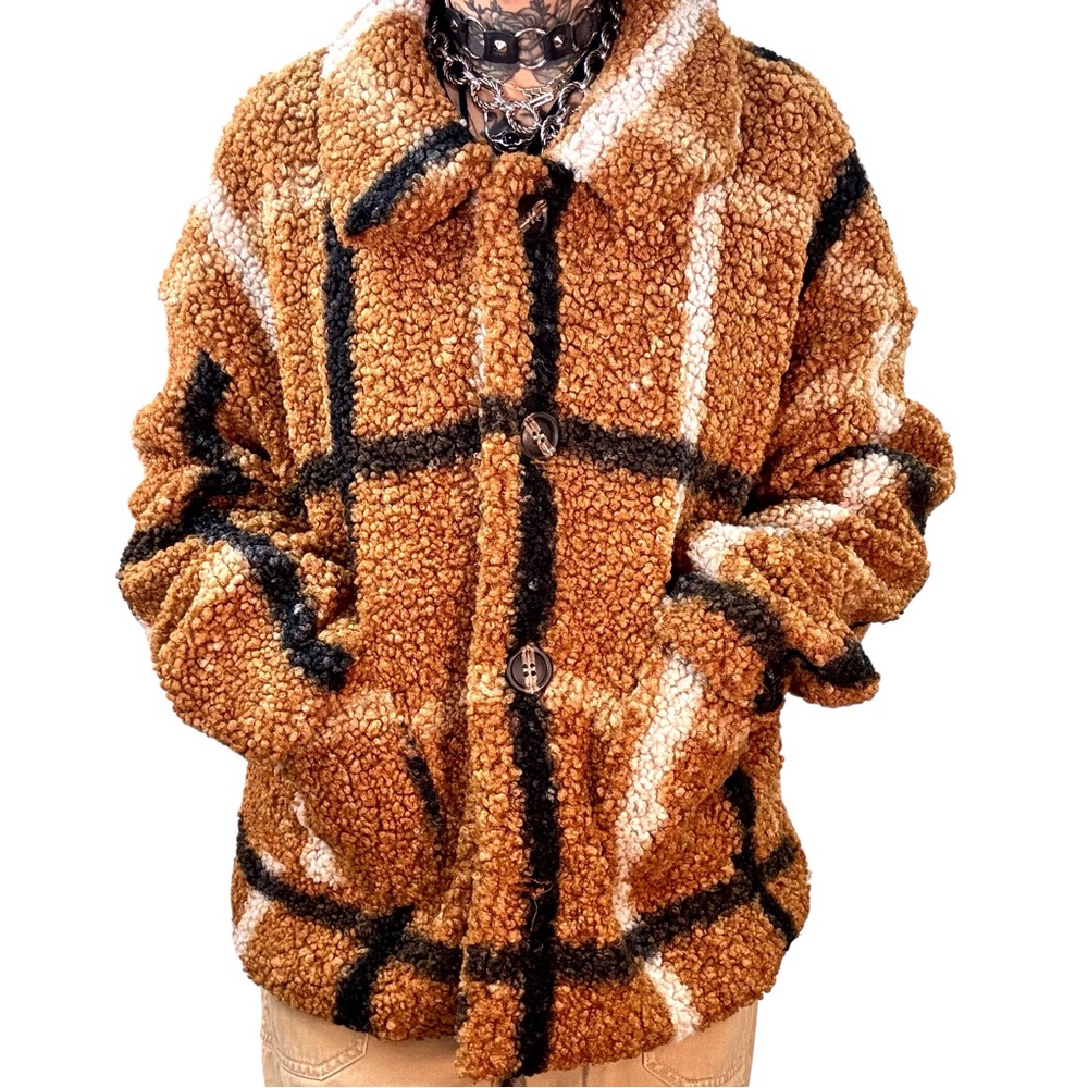 Sherpa Shacket Nwt - image 4